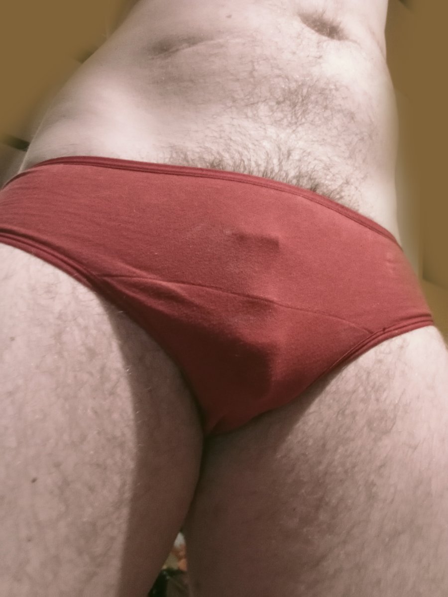 denylophone's tweet photo. Bf's pants

Are they too small?

#chastity https://t.co/OwOma8ecUh