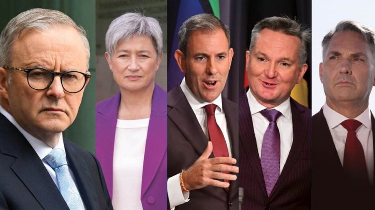 FreedomAus80100's tweet photo. Parasites Leeching off us ,  the whole lot of them. https://t.co/dmTUKMGL6L