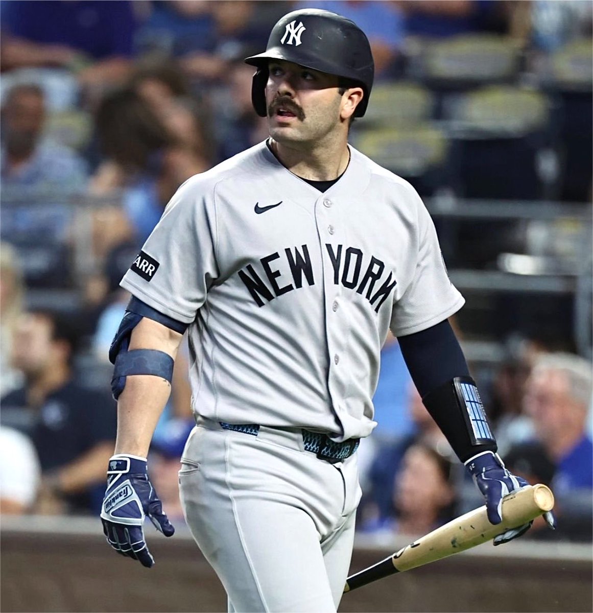 BaseballWRLD_'s tweet photo. Yankees team catcher ranks:

AVG: 28th (.185)
HR: 27th (8)
RBI: 30th (28)
OBP: 28th (.265)
SLG: 29th (.286)
OPS: 29th (.551)
wRC+: 29th (56)

The Yankees did not address the catcher position at all. https://t.co/9PybPqeMyj