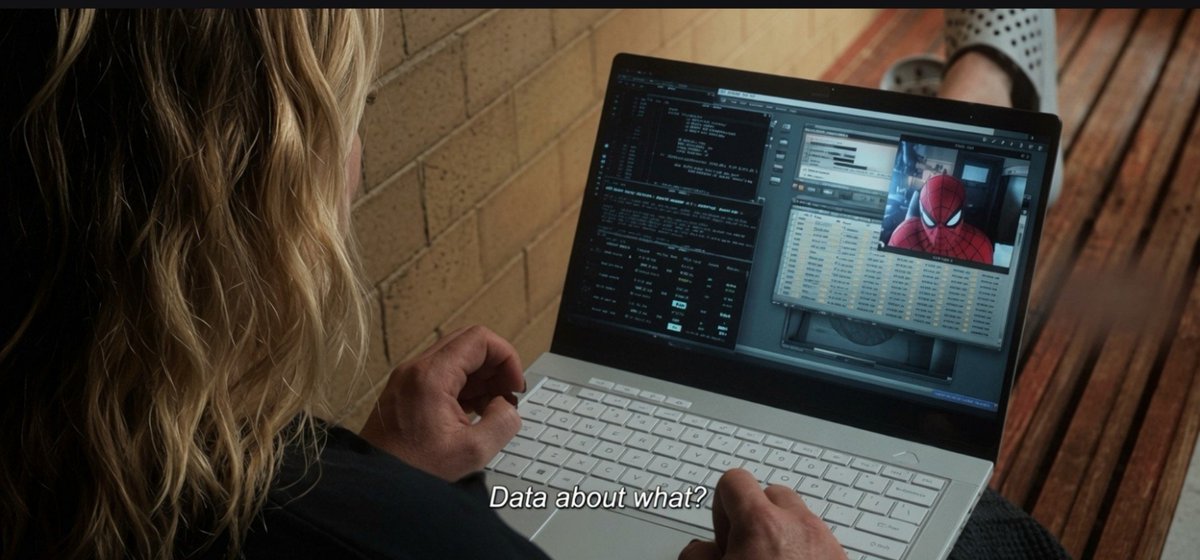 veryfinevee's tweet photo. Why does he still hide his identity? when helena already knows who's he, she already has a laptop full of records and data and  informations. If she could track who Sara was easily.. then helena should have already know Peter is spiderman
I'm I right? https://t.co/GnZX4dLzSz