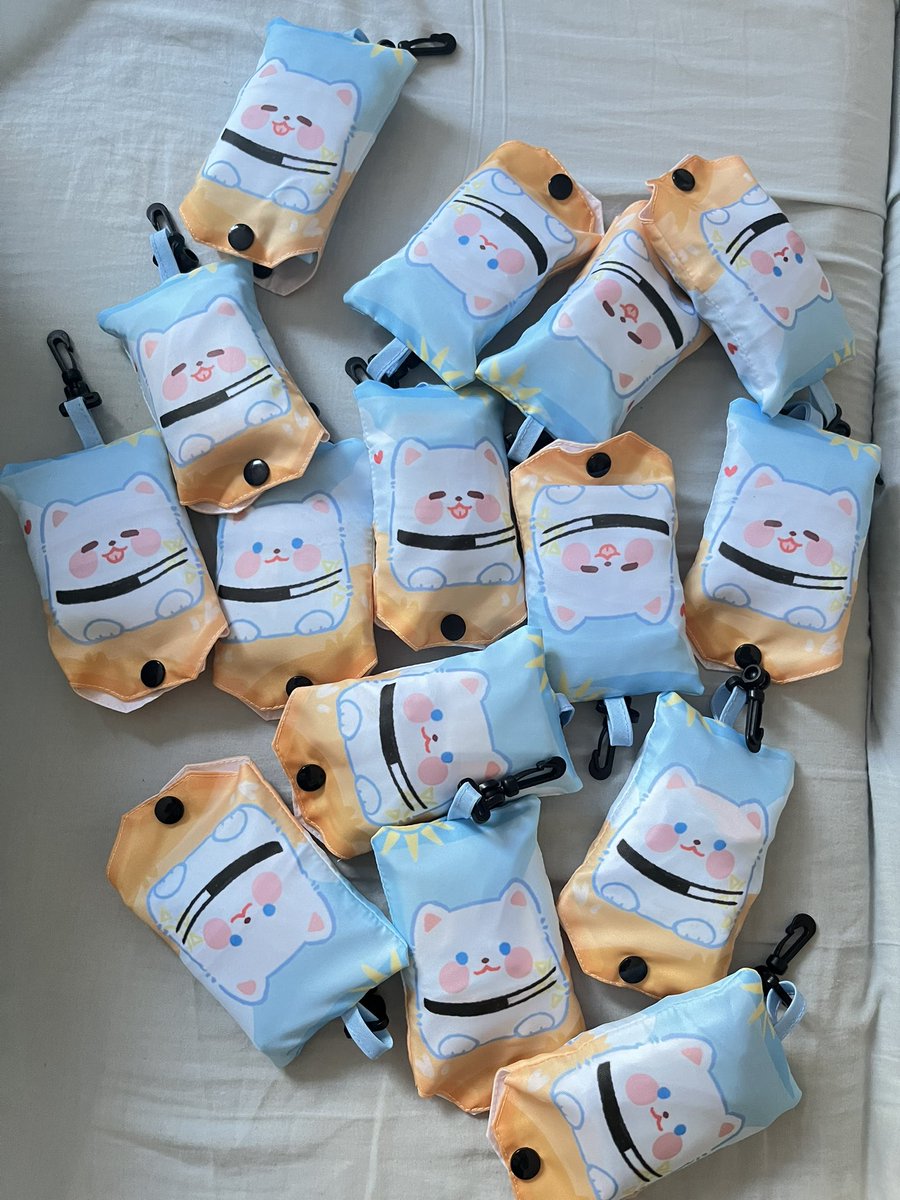 yammyyml's tweet photo. bagged the phaibags! 
those are all i have😔 https://t.co/D2manxD1NZ