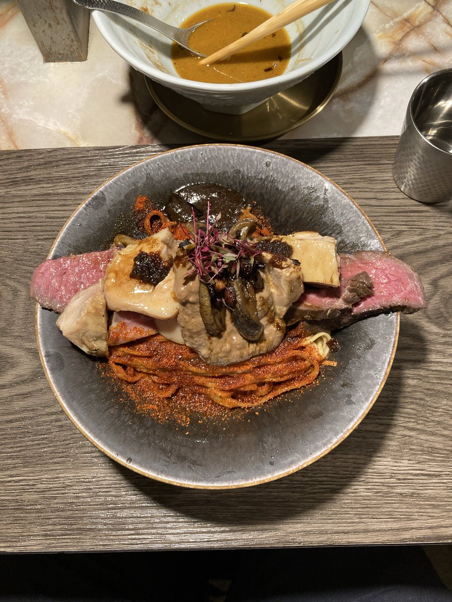 atsushi489like's tweet photo. 偉大なレジェンドに対するリスペクトラーメン❗️どこまで進化するのだろうか https://t.co/LRilcCP80b