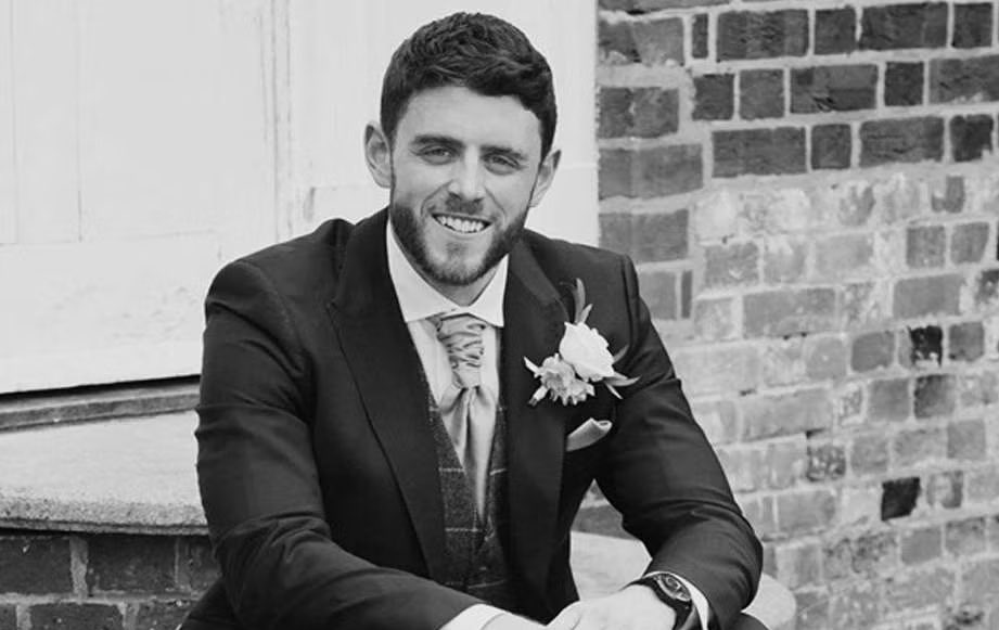 GBPolitcs's tweet photo. 🚨NEW: Thames Valley Police has publicly condemned Andy Burnham for allowing PC Andrew Harper's killers to be released early, claiming the decision is "demoralising for all police officers that put themselves in harm's way to protect and serve their community" https://t.co/VzhYgRQqhV