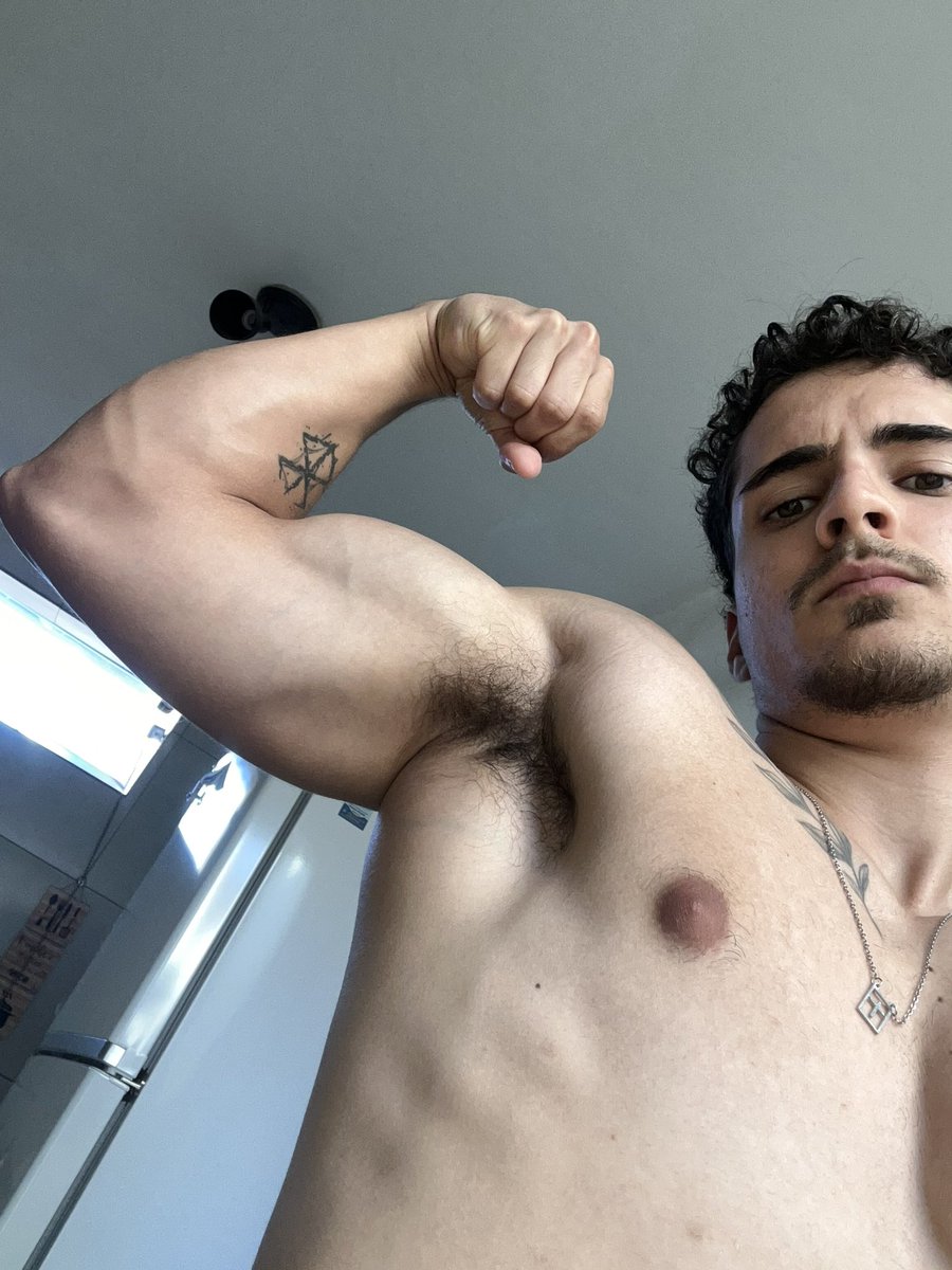 findomvictor_'s tweet photo. YOU WERE BORN TO SERVE ME, FAGGOT. 🤑

#alpha #findom #findomalpha #cashmaster https://t.co/cetpW7xzUr