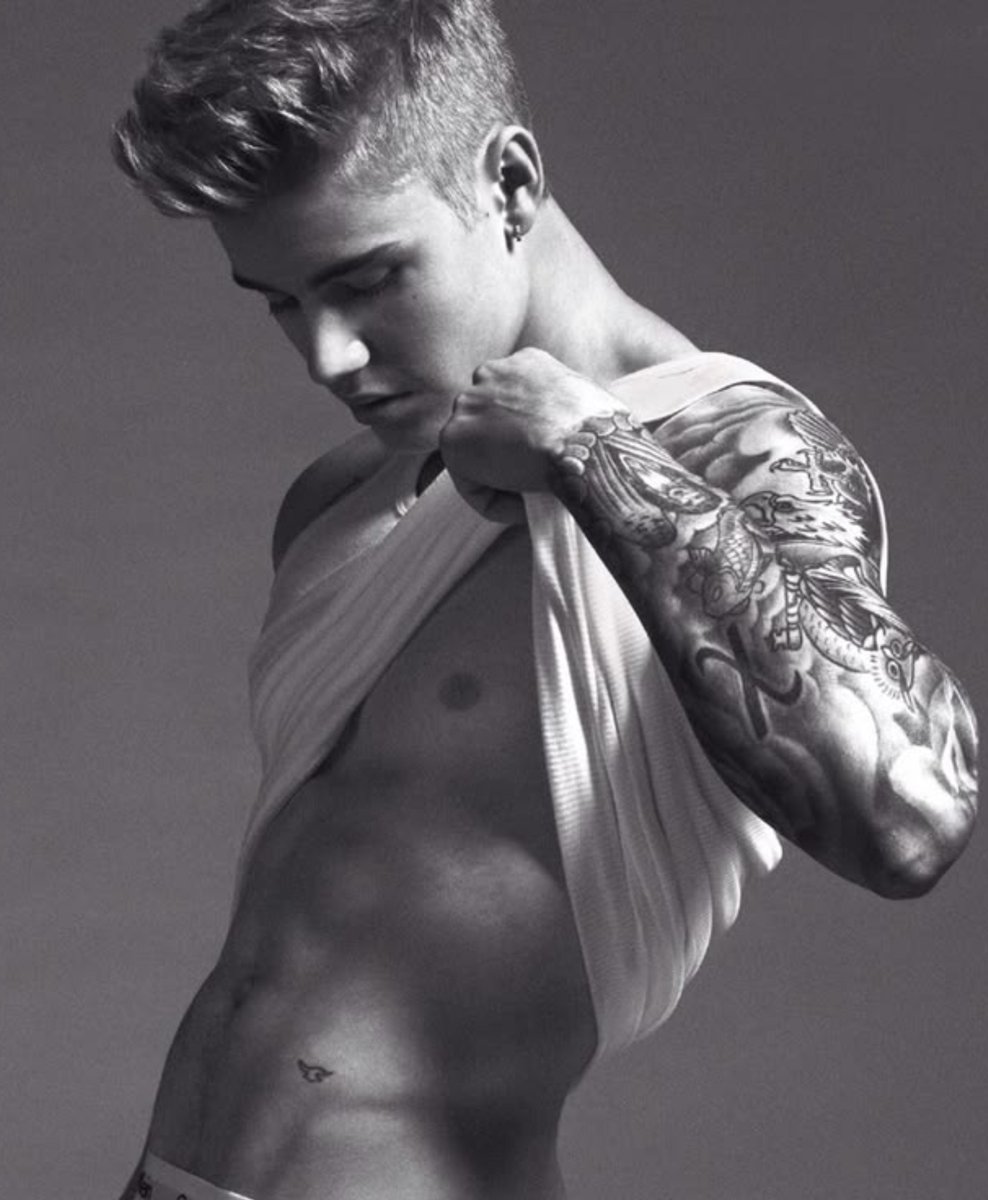 theasherbieber's tweet photo. There's something about Justin in black and white. https://t.co/uzp9KHmdr9