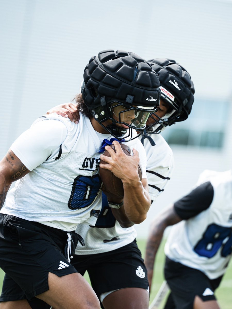 gvsufootball's tweet photo. going camping ⛺️ 

#AnchorUp | #ForTheValley | #WAWG https://t.co/IZ1aQ3MleE