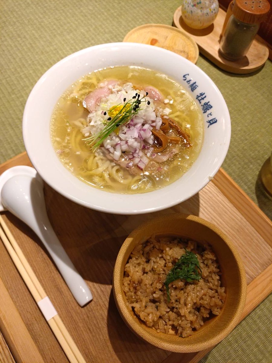 silverwolfclaw7's tweet photo. 貝出汁らぁ麺！！
牡蠣も美味しかったけど
貝出汁も絶品 https://t.co/89EgLARiZ6