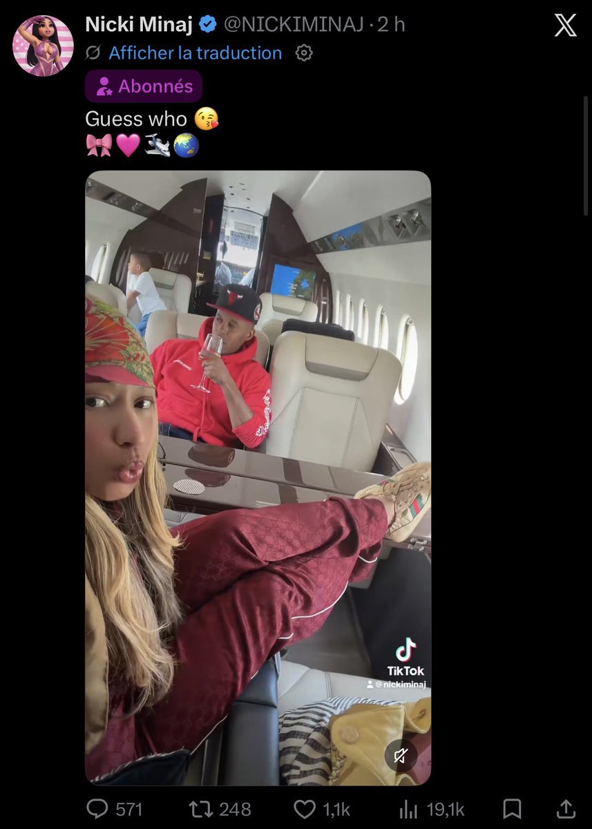 RedMedia_us's tweet photo. Nicki Minaj's $10 exclusive content surfaces online days after launch but fans are not impressed because it is no different from her regular posts. https://t.co/VXuSZizoZ2