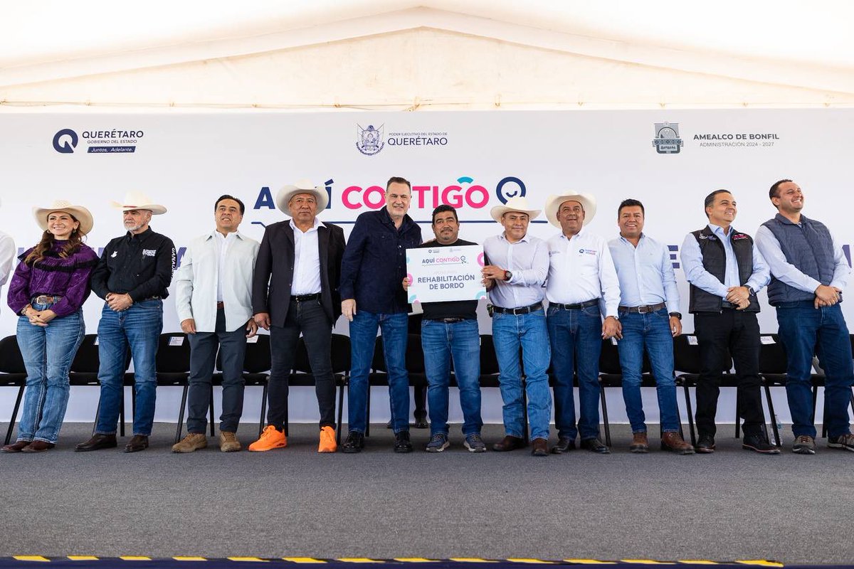 gobqro's tweet photo. El Gobernador @makugo presidió este día en #AmealcodeBonfil, el arranque regional del programa "Apoyo al Campo Queretano", mediante el cual se destinaron 24.4 millones de pesos para beneficiar a 833 personas de este municipio, así como de #Huimilpan, #PedroEscobedo, #San JuandelRío y #Tequisquiapan.

#Contigo impulsamos así la productividad del campo de #Querétaro.