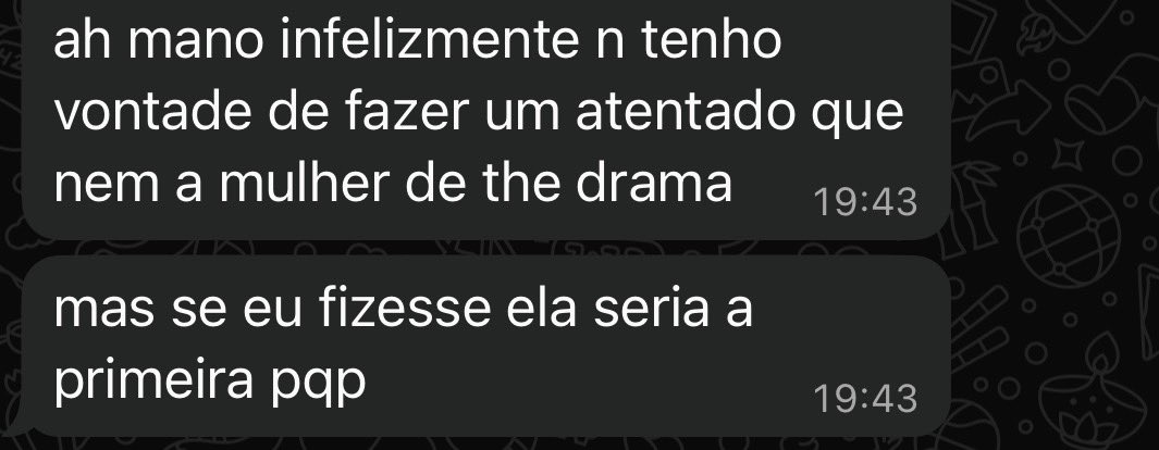 widowluv's tweet photo. primeiro dia de aula https://t.co/Drj2tHkU6g