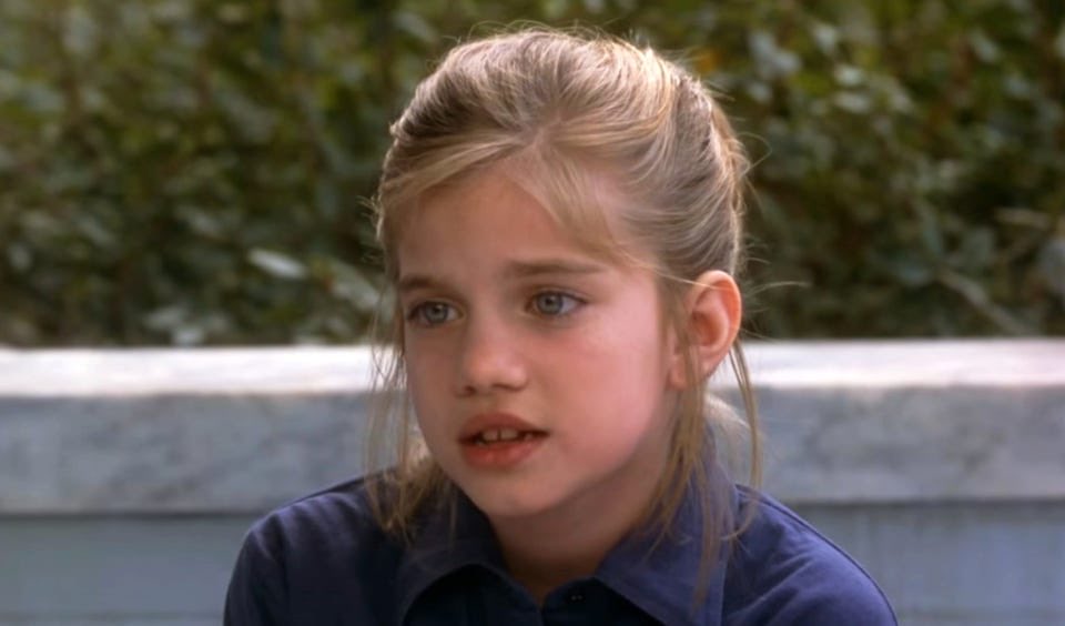 1vancin's tweet photo. Lo que parecía que "MY GIRL" podría ser una película sobre aprendizaje y evolución de unos niños, con un arranque de película interesante, se convierte en un cúmulo de decisiones extrañas y duras para el espectador, que no terminan de coger un sentido común. https://t.co/uSFbHAp6BD
