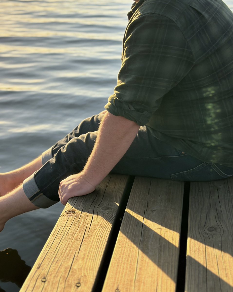 derickwhite889's tweet photo. Just put a new post up on my feetfinder. Here’s a preview , check out the link if your a good boy and wanna see the rest. https://t.co/T8Th6mtKDr