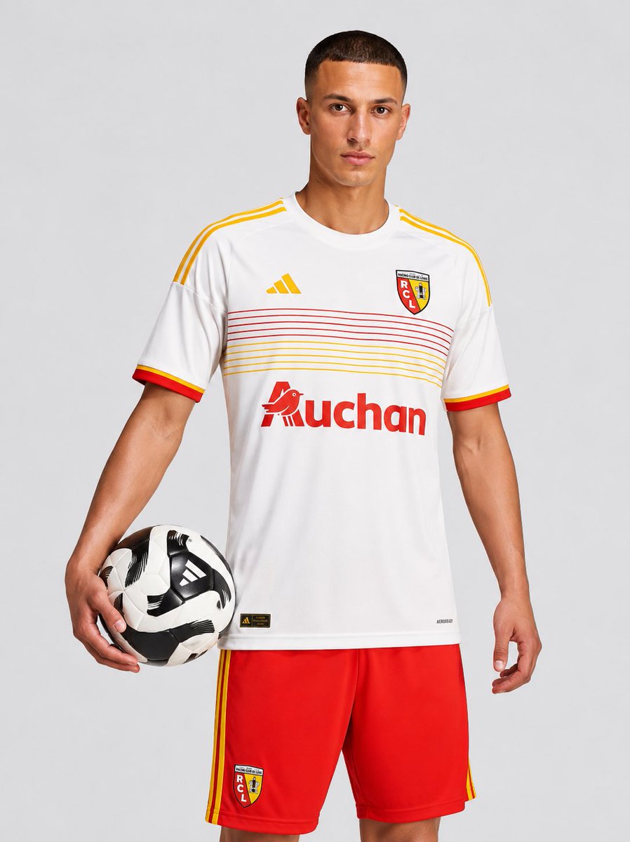 Bollaertiste_'s tweet photo. 👀 Quel design imaginez-vous pour le futur maillot Third du RC Lens ?

La video « Les lensois episode 5 » semble confirmer qu’il sera blanc. 🤍🔴🟡

Parmi ces concepts, lequel vous paraît le plus crédible ? https://t.co/RSQUF2D5sD