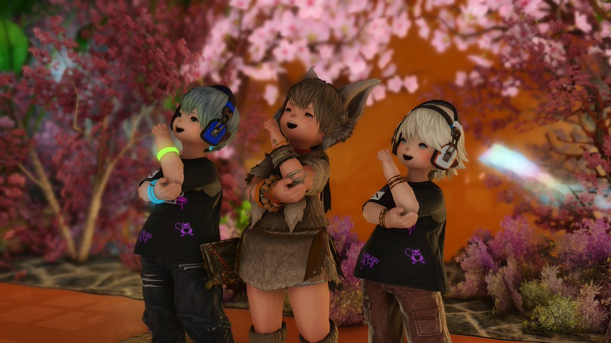 Bandi874's tweet photo. #FF14 #ララオス #オスララ #おはララ #ららぷち
なぜかむ〇くんとのSSしか撮ってなかったららぷち https://t.co/MuJb0bQVqj