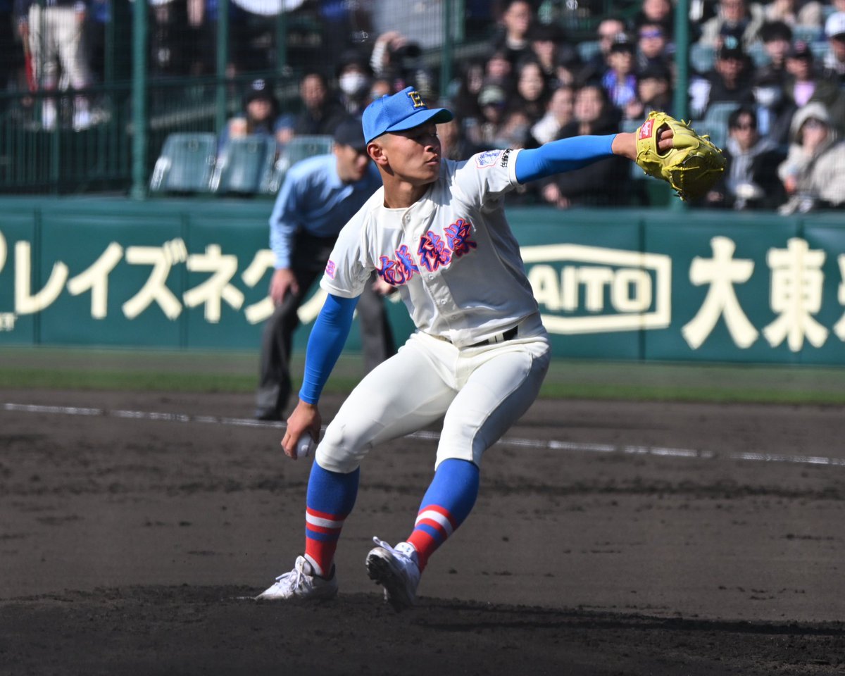 bluamabase's tweet photo. 夏の甲子園出場のドラフト候補投手

萬谷（花巻東）
黒川（花咲徳栄）
織田（横浜）
高部（聖隷クリストファー）
坂本（享栄）
上江洲（享栄）
鈴木（中京）
岩井（社）
木下（高川学園）
深町（東筑）
平田（大分商）
龍頭（神村学園）
末吉（沖縄尚学）
新垣（沖縄尚学）
久高（沖縄尚学） https://t.co/t3x7WnXrId