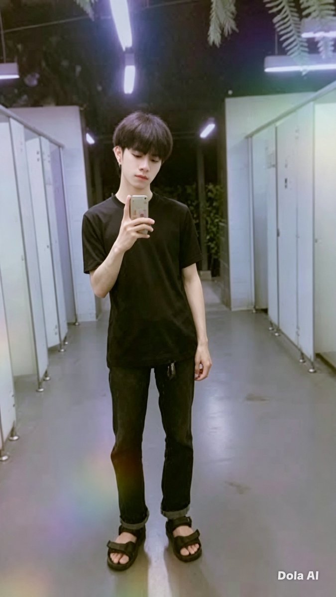 jrhdhcd's tweet photo. ลองแกล้งทักผิดมาหน่อย อยากตอบแชทอ่า 🤣🥹 https://t.co/IAP18sGBQ6