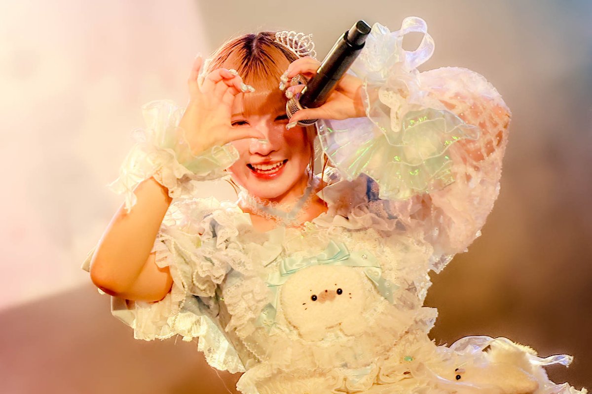 xa_kimu's tweet photo. 『 やや まる卒業公演 』

最後の最後まで爆レス娘ありがとうございました。  

#ややまる #まるにはなまる 
#あたまのなかは8ビット #あたぱち 
#ファインダー越しの私の世界 https://t.co/M2oWuguKRU