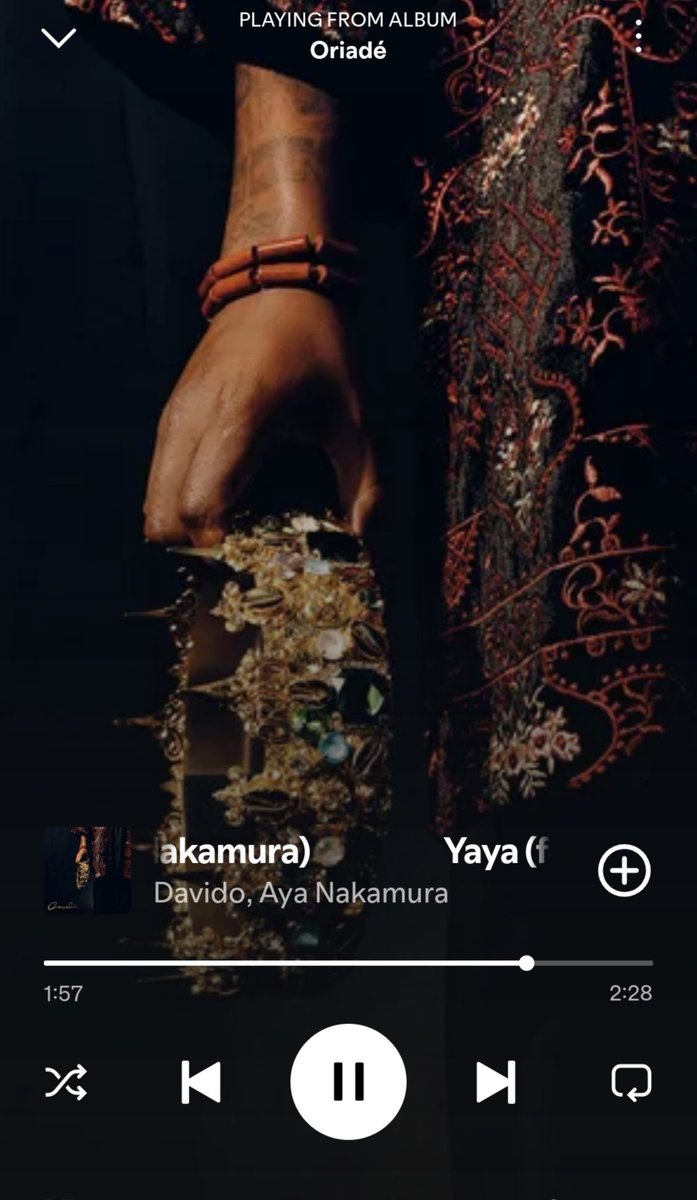 jamiuxxvi's tweet photo. Davido made me enjoy a song with aya nakamura ... Oriadè is pure madness bruhh 😭🔥 https://t.co/Ao39ZGmnHT