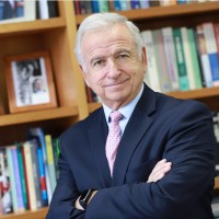 RadioDuna's tweet photo. #NadaPersonal | Felipe Larraín, sobre Imacec de junio: "El desempleo le ha pegado más fuerte a las mujeres de Chile".

🔷 En vivo en https://t.co/Oz6xkdFFEm, canal 665 VTR y en nuestros diales. https://t.co/bEtCRIat2p