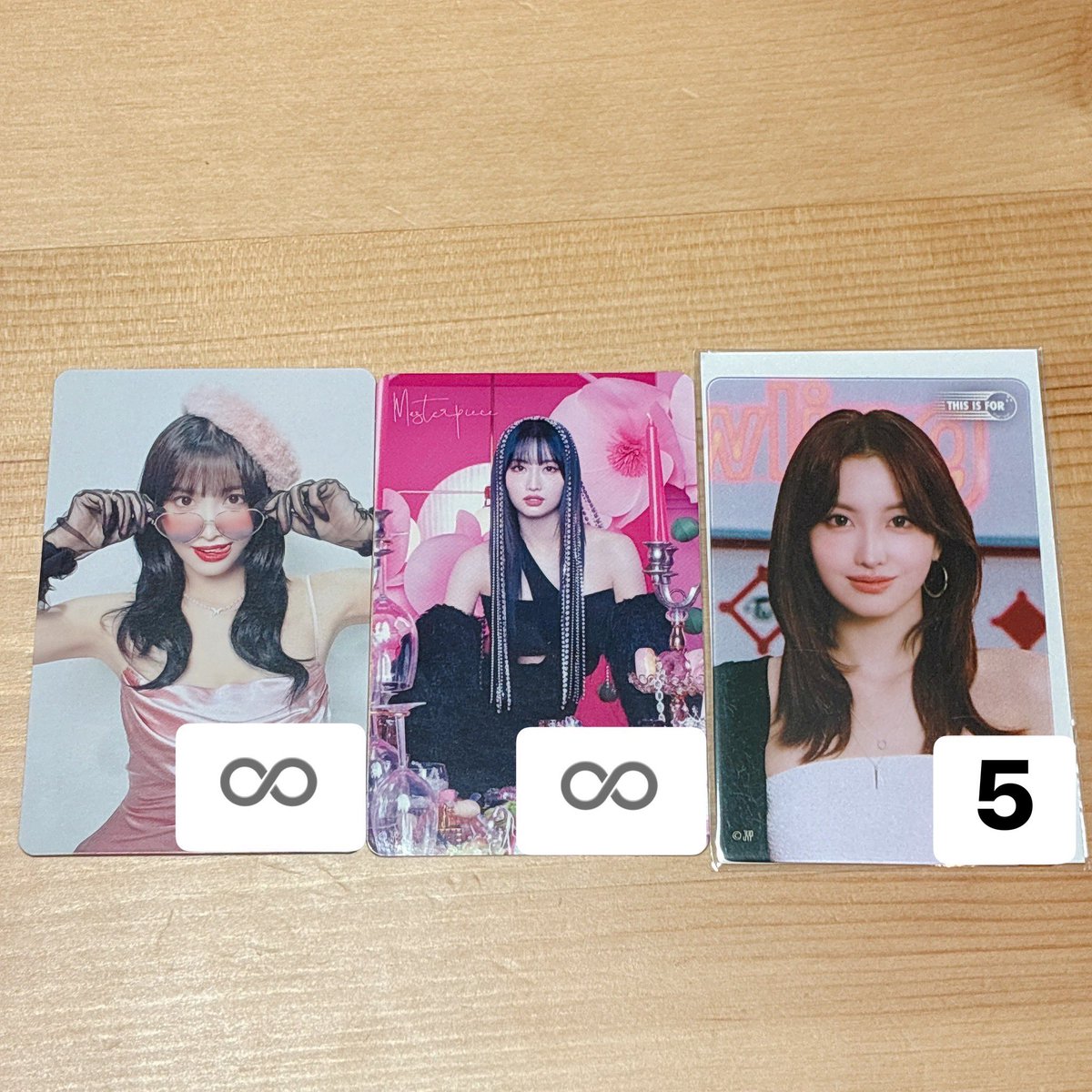 Appppttjja's tweet photo. 【交換】
TWICE グッズ

譲：1~2枚目画像🧡❤️

求：3~4枚目画像🩷(数字は求め枚数)
(モモのトレカならなんでも検討)

郵送🙆🏻‍♀️(買取の場合メルカリ)
お気軽にお声がけください！

#TWICE交換
#TWICEグッズ交換 https://t.co/gmdtw9J4gg