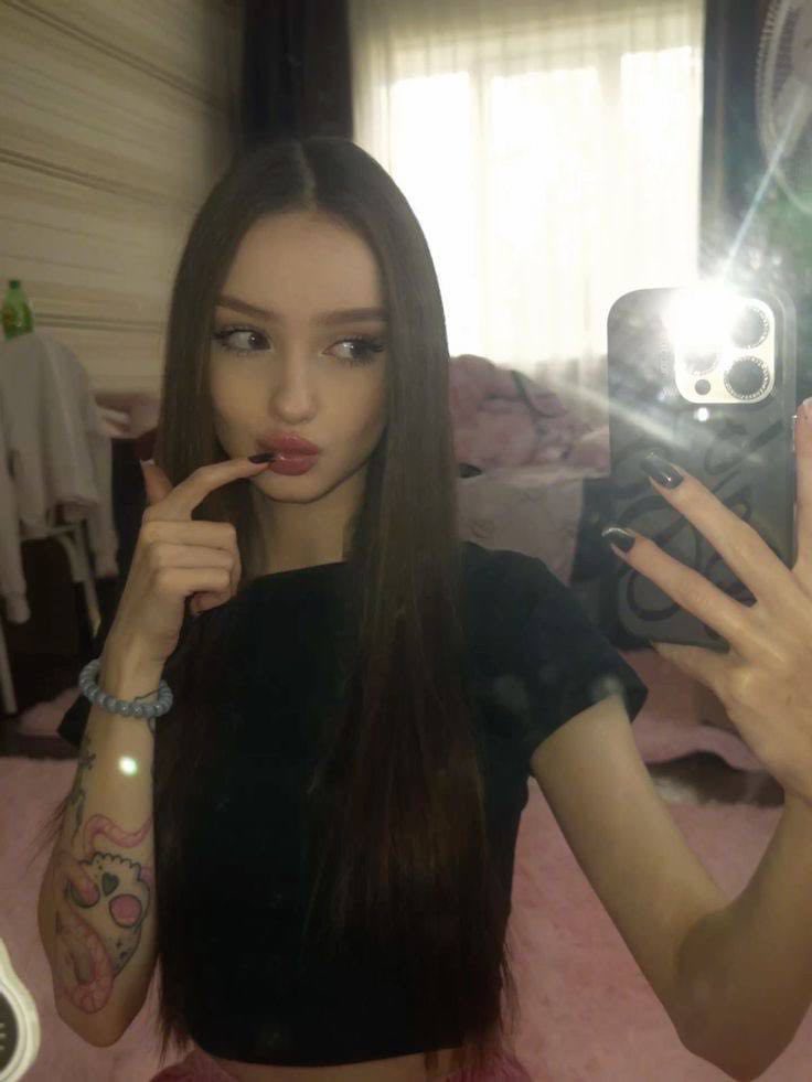 savannah_l30716's tweet photo. Sending (‿ˠ‿) to everybody who says ' hey ’ 💗    

and i’m serious asf, just try me👀 https://t.co/cUTVCcPN7r