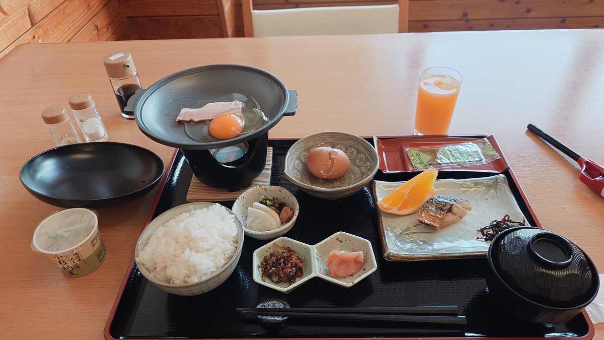 LEFTSG1227's tweet photo. 朝ごはんいただきます https://t.co/JqmEwlgCaB