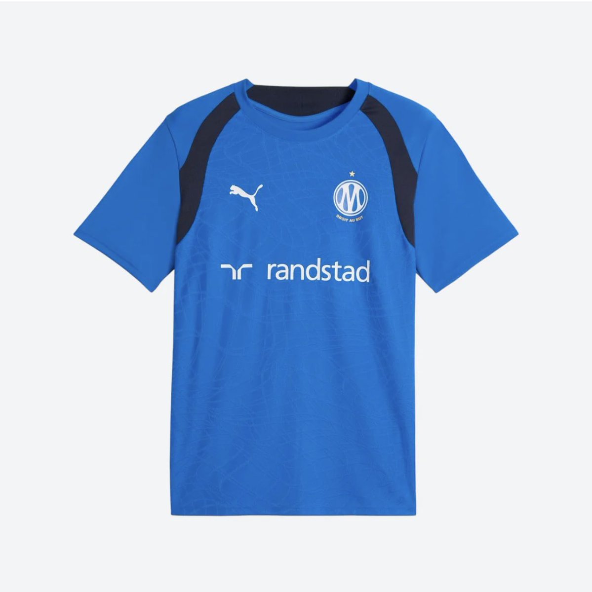 places_OM13's tweet photo. 🎁 TIRAGE AU SORT Numéro 1 🎁

Pour ce mois d’août !

Nouvel année ! Nouveau concours !

🚨 Maillot Training !
Bleu, blanc, bleu marine 🚨 

Pour participer au concours rien de plus simple : 
Follow @places_OM13
RT ce Tweet

Tirage au sort vendredi 7 août !

Bonne chance à tous les participants 💪🏼🍀 !

#TeamOM #MercatOM #OM #Training