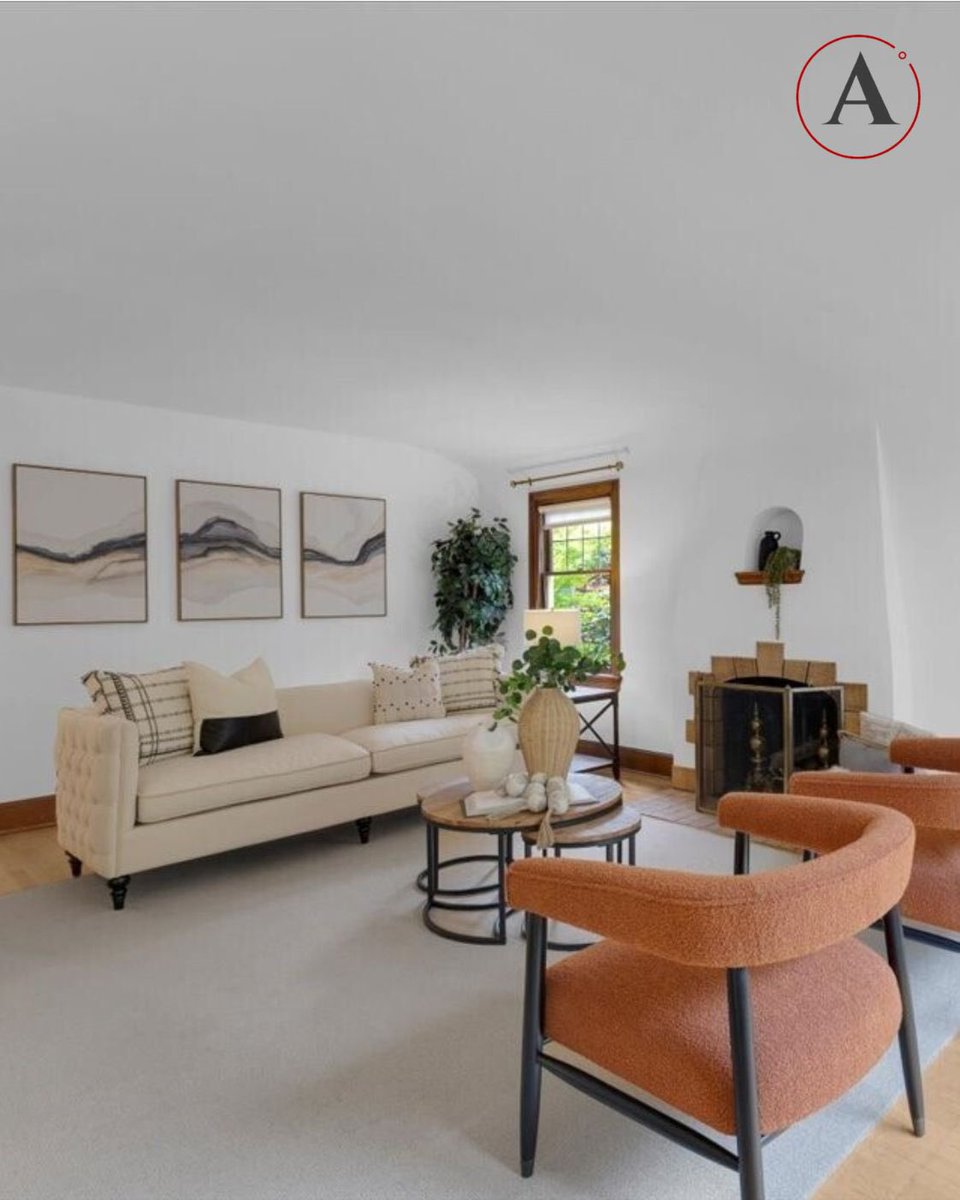 aris360llc's tweet photo. Don’t sleep on this Historic Montlake Tudor. 🏡

4 bed • 2.5 bath • 2,660 sq ft of timeless charm with modern updates, an updated kitchen, central A/C, new roof, and a beautiful English garden backyard.

📍1955 21st Ave E, Seattle
💲1,849,000

Schedule a showing:
Seth Raddue
📞 (206) 240-8514
📧 Seth@Aris360.com

#SeattleRealEstate #Montlake #Aris36