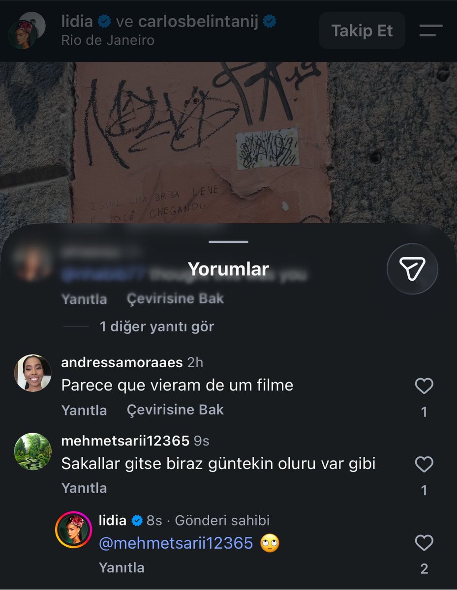 gayesu2103's tweet photo. Mehmet sakat mısın yorumlar sok etti kadının sevgilisiyle olan fotoğrafın altına güno yazıp durmaları kriz sebebi SOK OLDUM gercek kurgu ayrımı yapamayan insanlardan illet ya https://t.co/YHOvzT28Ku