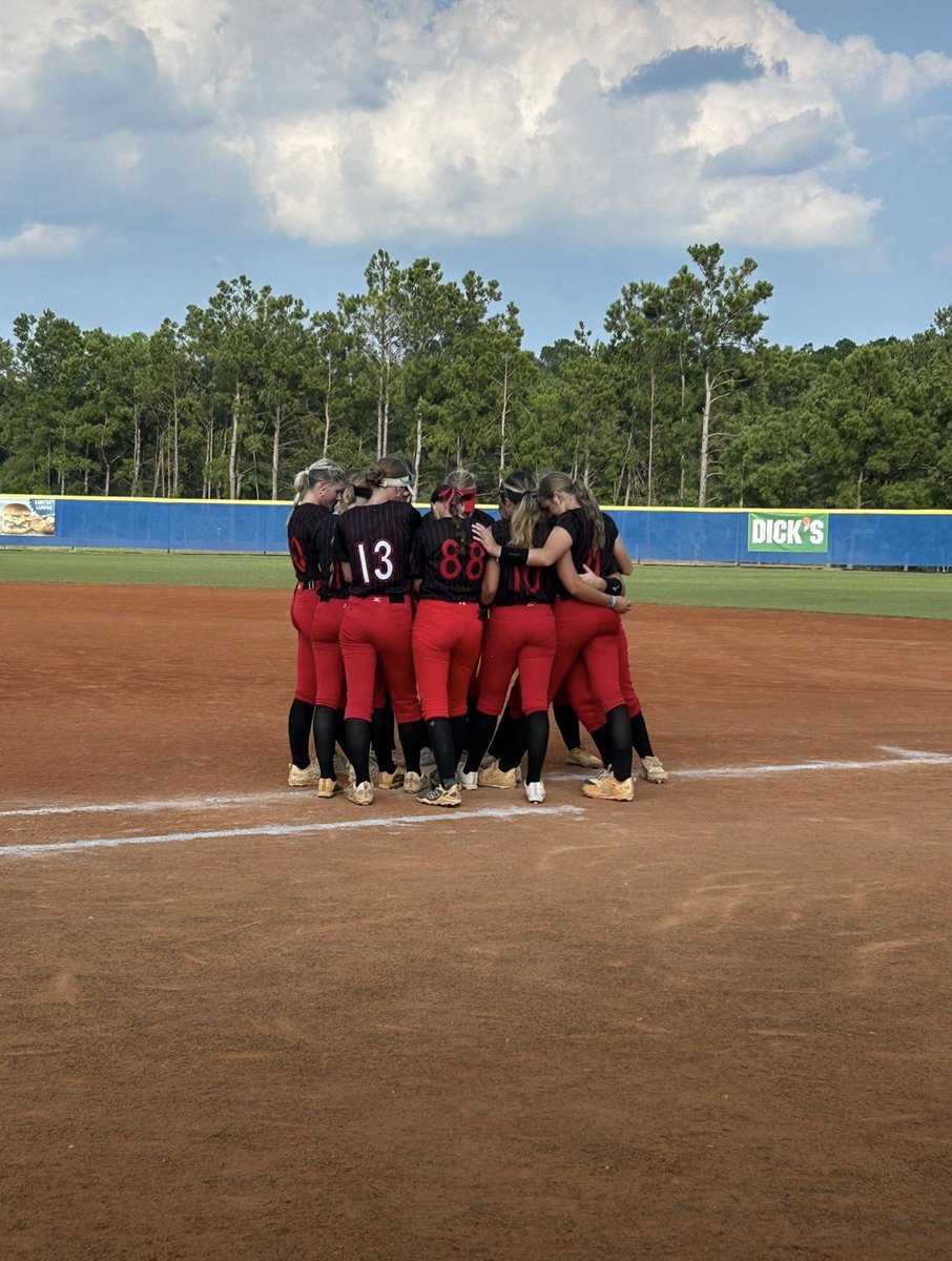 AnsWatson_2028's tweet photo. I had an amazing time with my team at the TCS East Coast Summer Nationals! We ended up going 3-3-1 on the weekend. I ended up with a batting average of .385 and a slugging percentage of .538. Here’s a few of my highlights. 
@FC_Hooks @coach_kgreen @ashleychastain @CoachDot_LU @mzerkleee @MusserChristi
@MaggieMrowka @BACCoachWest
@Courtlynn_26