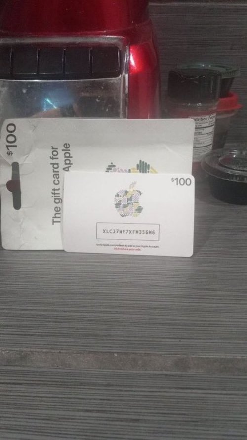 SelinKarapnar's tweet photo. I got $100 Apple Card what can I get? https://t.co/Pbk37t5vsd