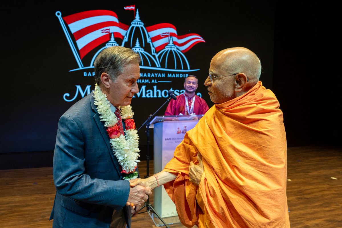 BAPS_PubAffairs's tweet photo. For decades, the @BAPS community in Birmingham has grown together in faith, culture, and service. This week, that journey reached a meaningful milestone with the grand opening of a new BAPS Mandir for the area. Grateful to @USRepGaryPalmer (AL-6) and @RepMikeRogersAL (AL-3) for joining us in celebrating this special occasion and the values that unite our community.