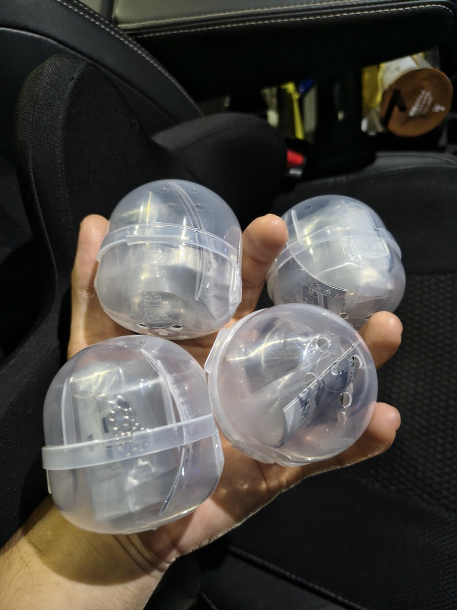 solty33317's tweet photo. @tako2525_ 4回やって
白サターン×2
ナイツ×1
ガーヒー×1
まずまず！
サクラはメルカリかなぁw https://t.co/wqTy6qVRQe