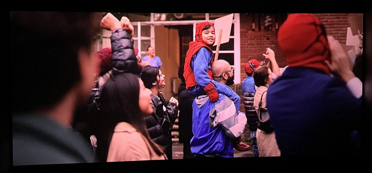 5khxvc's tweet photo. #spiderman https://t.co/2iJHlwwTop