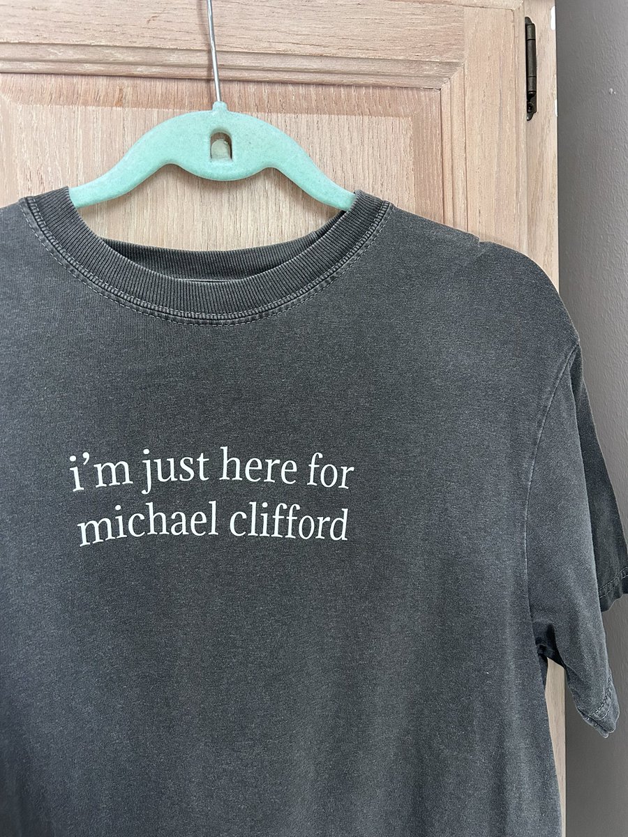 BornToBeBecca's tweet photo. my shirt vs. awsten's response https://t.co/eHVOGn5Lhl