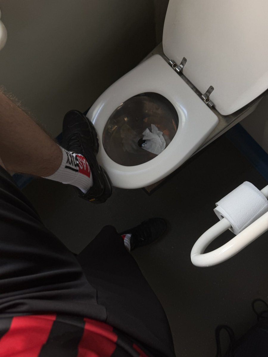 LustRawX's tweet photo. 🚽🧦
@aasssoxx_pl 

#asssoxx #sneak #sneaker #sneakers #kink #kinky #slave #slavemaster #slut #pig #dirty #cashalpha #bttm
#bottom #sk8erboy #tn #gaytrain #socks
#sneakmaster #niketn #sweaty #dirty https://t.co/ygSdlBYNUz