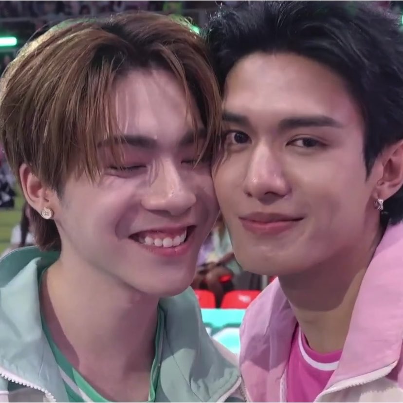 92_bebble's tweet photo. ชอบภาพนี้ม๊ากกกก  อัดกรอบ
หน้าเน็ตแบบคนที่ชนะแบบไม่ต้องทำไรอ่ะ 55555

#NETJJ  •♡•* https://t.co/knIyZy15jG