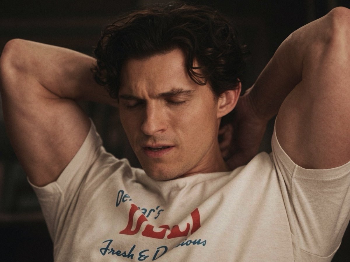 softzoso's tweet photo. eu não acho que eu vá superar o tom holland nesse filme tão cedo https://t.co/VAbpsTew2y
