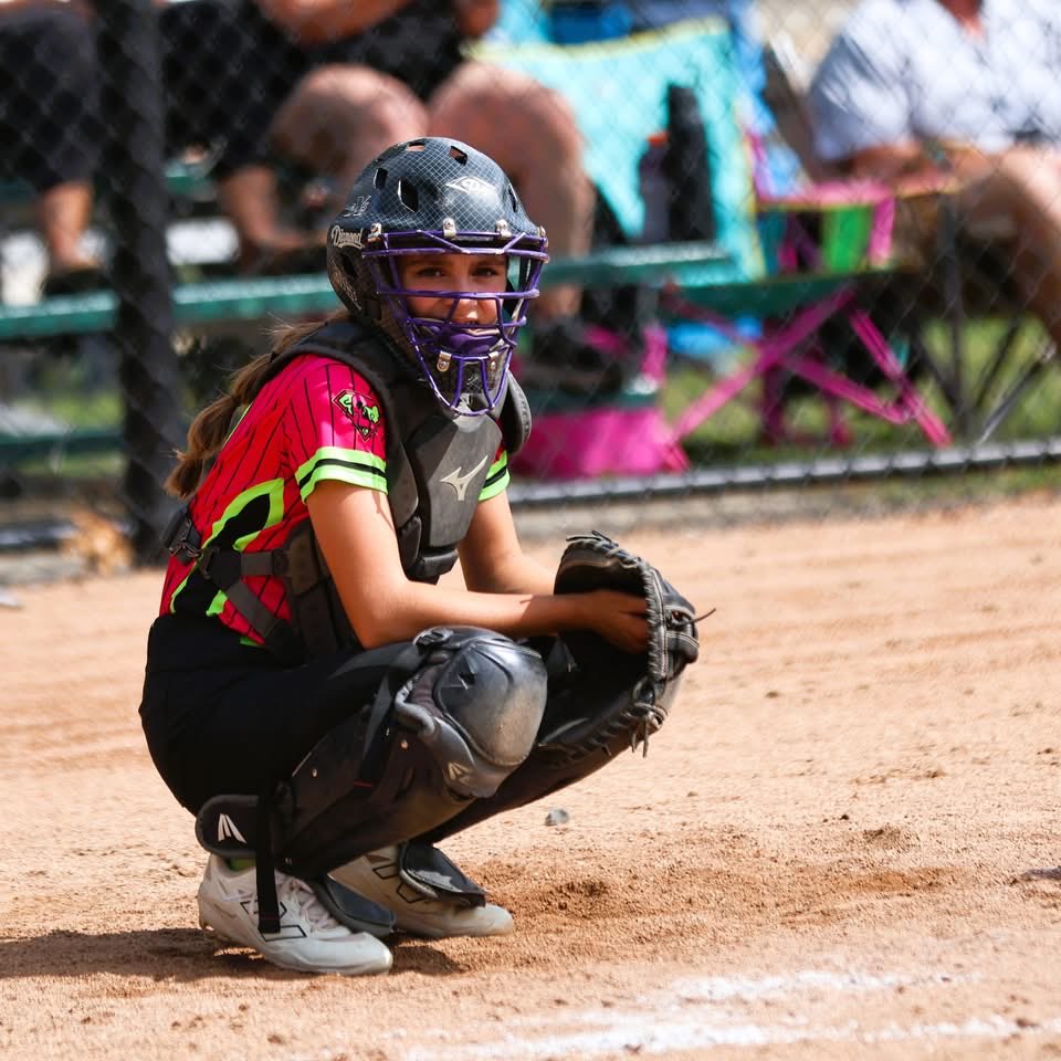 ElenaTodo2030's tweet photo. @firecracker_sb tournament this past weekend! Did not disappoint!

Over 6 games I caught 16 innings, 

At the plate:
• 8-for-17 (.471 AVG)
• .526 On-Base Percentage (OBP)
• 7 Singles
• 1 Double
• 2 Walks
• 1 Strikeout
• 1 RBI

Grateful for a great season with @SSChaos26 https://t.co/xtY1mYtlTq