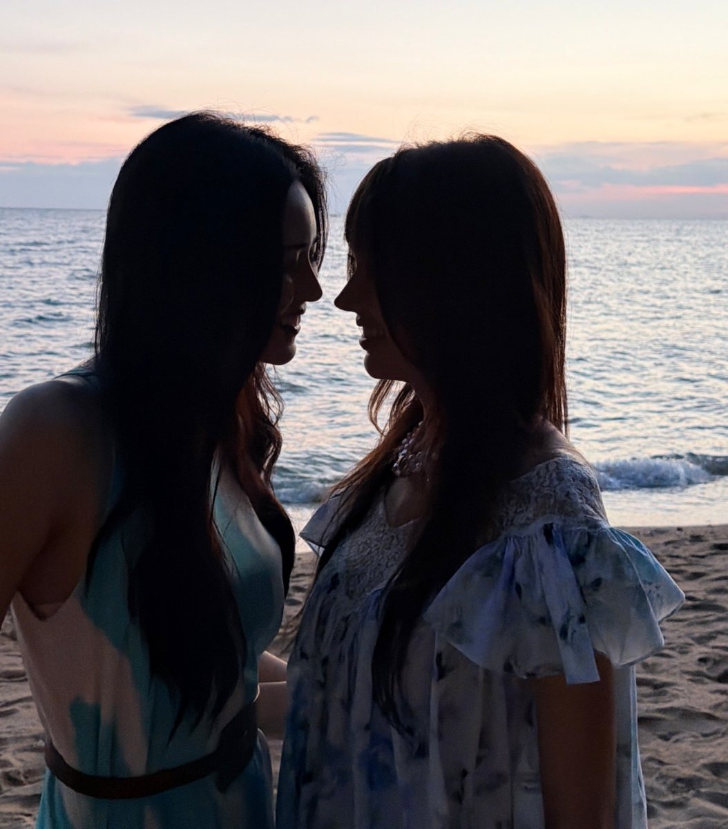 missmoonvelvet's tweet photo. Seeing them is like watching two souls who have been choosing each other for a thousand lifetimes. A quiet devotion in every glance, the kind that makes you believe they are destined to find their way back to one another, again and again 

And we know their story in this lifetime https://t.co/9pDPMO8OwL