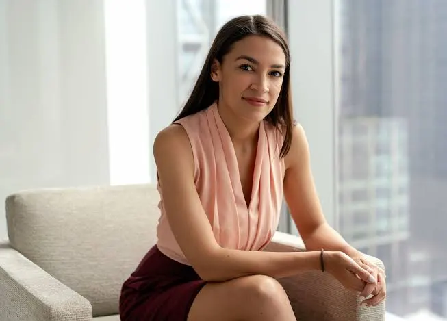 USA_Polling's tweet photo. Among Democrats - Net-Favorabilities:

AOC: +47%
Buttigieg: +39%
Newsom: +36%
Beshear: +19%
Emanuel: +7%

Ipsos / August 3, 2026 https://t.co/1YnRyQMoPS