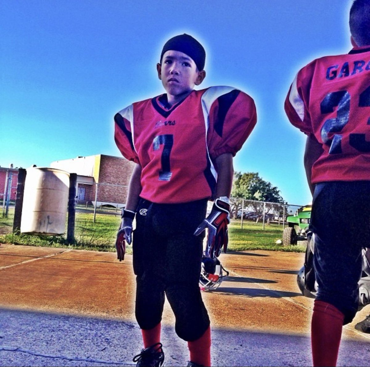 kayden_dufour's tweet photo. The little kid with a dream is still here… just bigger, stronger, and hungrier. Senior year…it’s time to finish the story. ��️🐻
#Big6 #WestOso #BuiltDifferent #AGTG #OneTeamOneGoal https://t.co/khZrliymBy