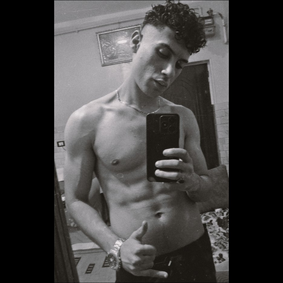 doshmaaa99's tweet photo. Fuck all💀 https://t.co/sR7MJixppJ