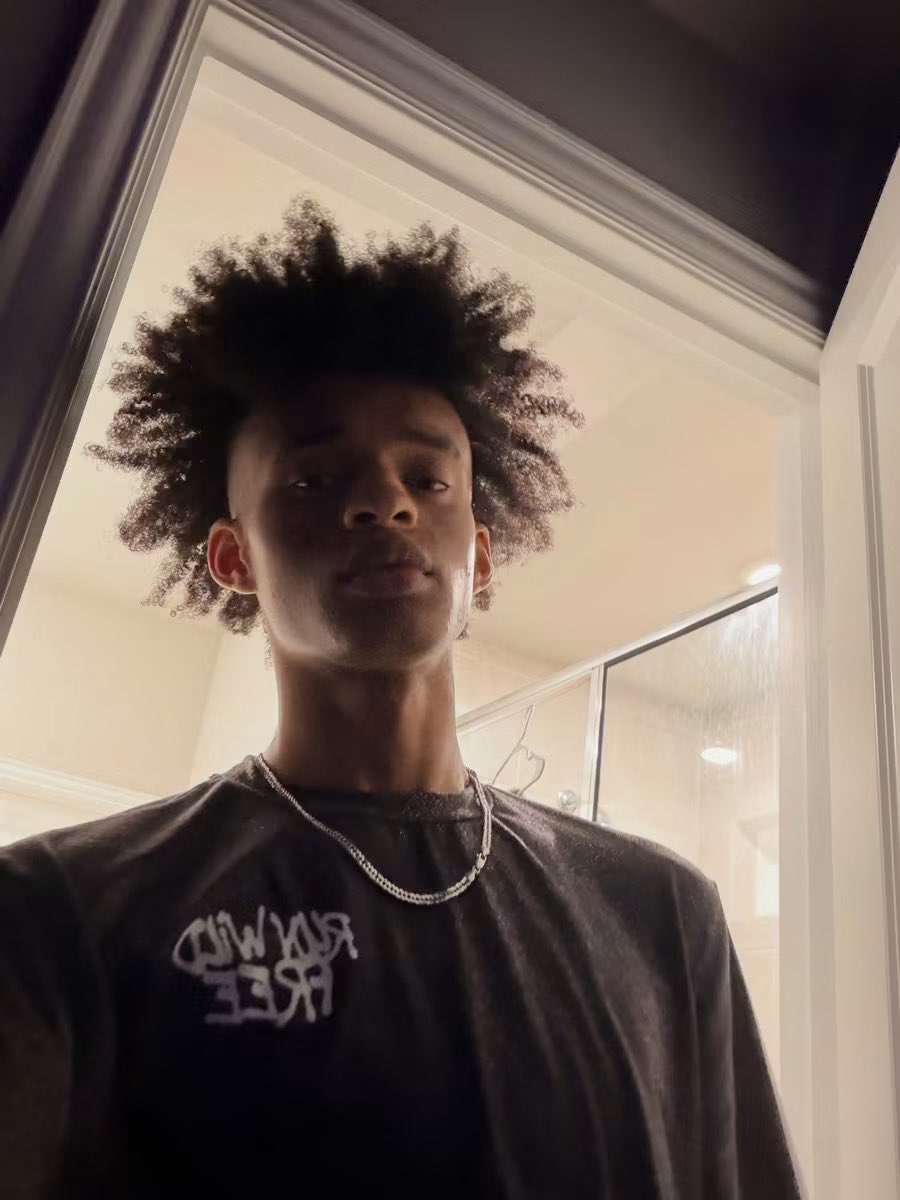 imapextay___'s tweet photo. Im tryna lyk we just getting started

N big Ty to all the ppl who fw my song Love after Dark ❤️‍🔥🙏🏽 I was a lil nervous getting back into music so the love y’all showing me definitely motivating me to keep going💪🏽 https://t.co/IiqqGMdcAO