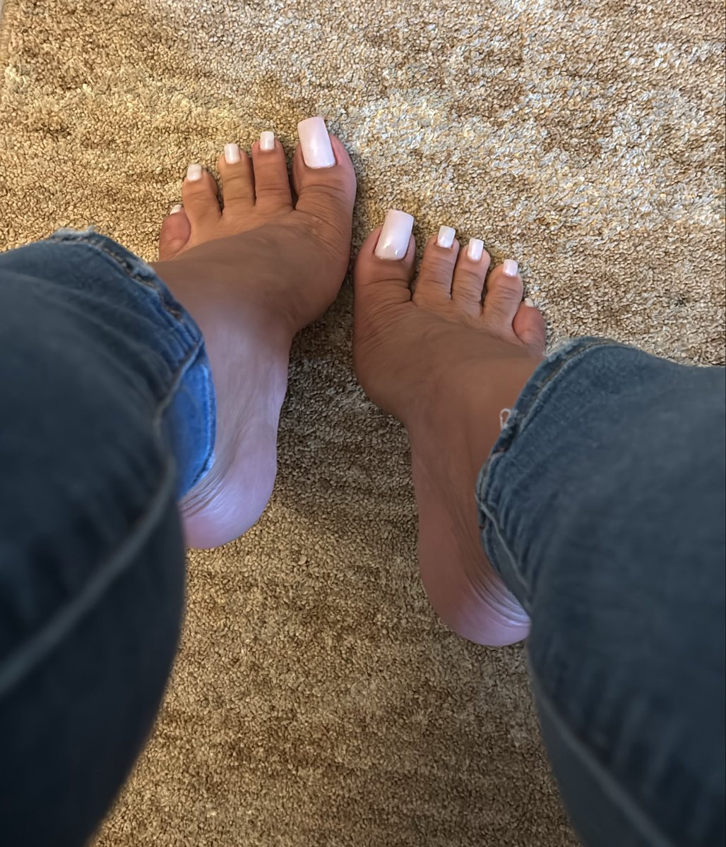 Exploremysoles's tweet photo. Sometimes who/what we want doesn’t match who/what we need ✨ https://t.co/sdQF8pIMRw