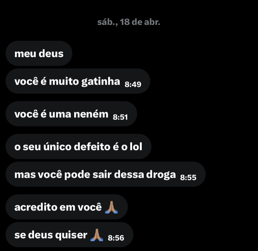 Mayhveiga's tweet photo. Abro a solicitação de mensagem e https://t.co/AWA3YcoVWr
