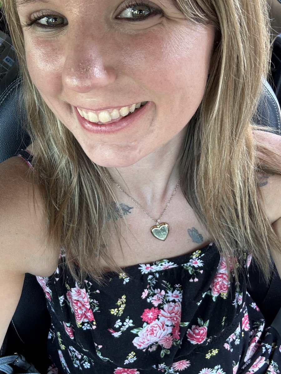 ZenHannah26's tweet photo. Boss Babe ❤️🪽📝📕🛍️
https://t.co/BSIhbZl0Zb
https://t.co/IitedBiDJc
#findom #findomfeet #feetworship #payme #giftme #amazonwishlist #passes https://t.co/AqiE89uzQf