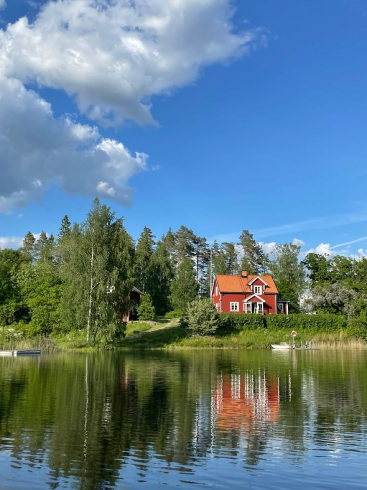 echoesofworld's tweet photo. Sweden countryside https://t.co/ItOTVwXMb5