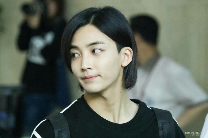 jeonghannisms's tweet photo. 160804 😇

BOB OF ALL TIME https://t.co/BCTHAagkCz