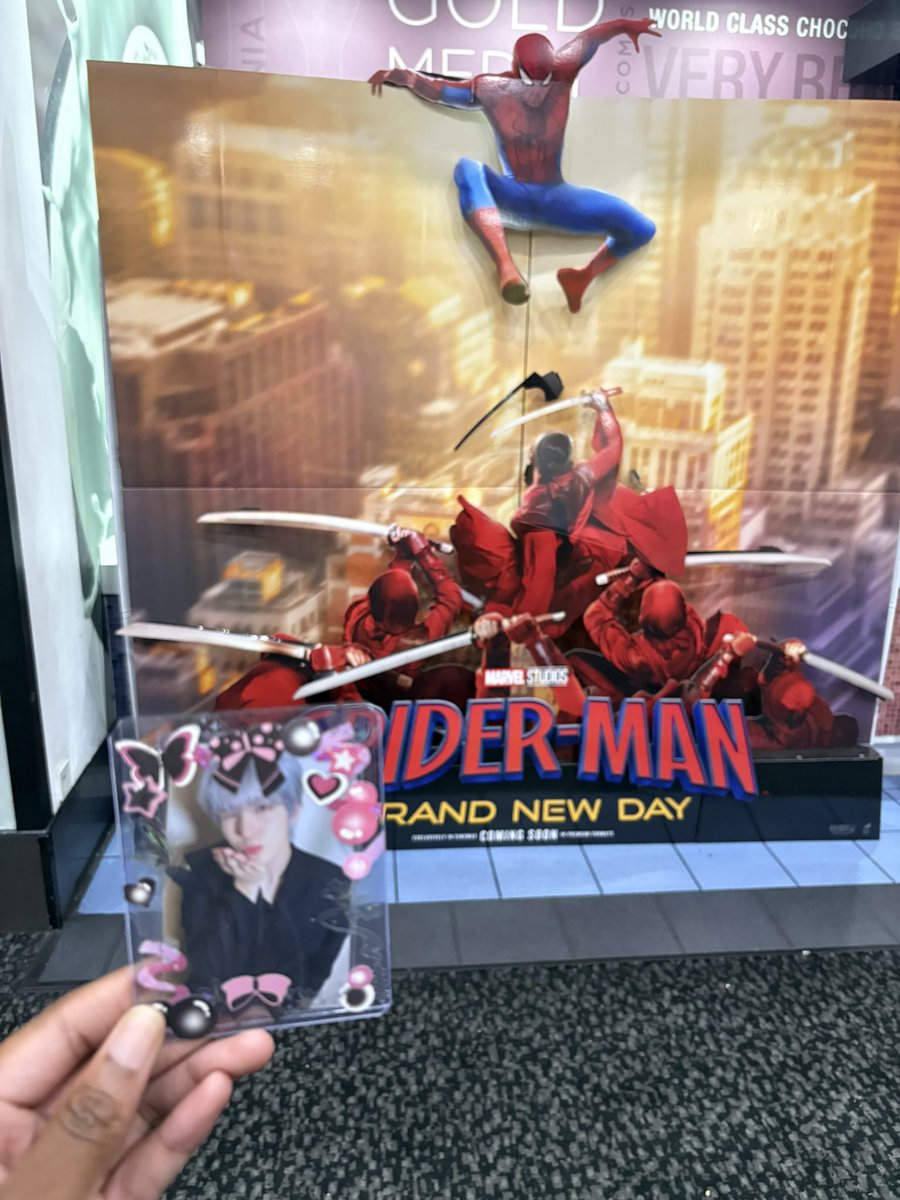 boofinatorr's tweet photo. took my son to the movies... it was good or wtv https://t.co/a0SkHaGE6v